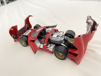 ジョエフ／Jouef evolution 1/18 フェラーリ 330 JOUEF EVOLUTION 3017 Scale 1/18 | FERRARI 330P4 BERLINETTA