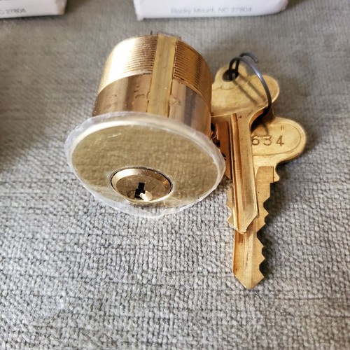 ILCO Unican 7185SC1-26D-KD Brass Mortise 2 Lock Cylinders + 1 Maxtech Cylinder - Picture 9 of 11
