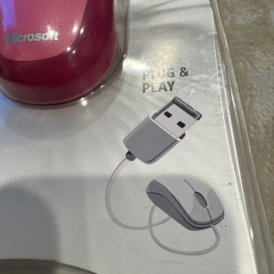 New Microsoft Compact Optical Mouse 500 Model 1344 Pink Factory Sealed - Image 4 of 4