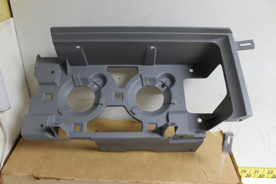 Nuevo OEM GM LH panel de faros izquierdo canastilla 3423913 1975 Chevrolet (FB6) Foto 2 de 4