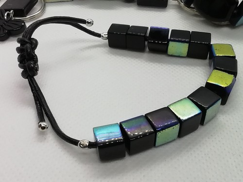 Hand Made Glass Bead Keyring & 2 X Bracelets - Picture 6 of 12