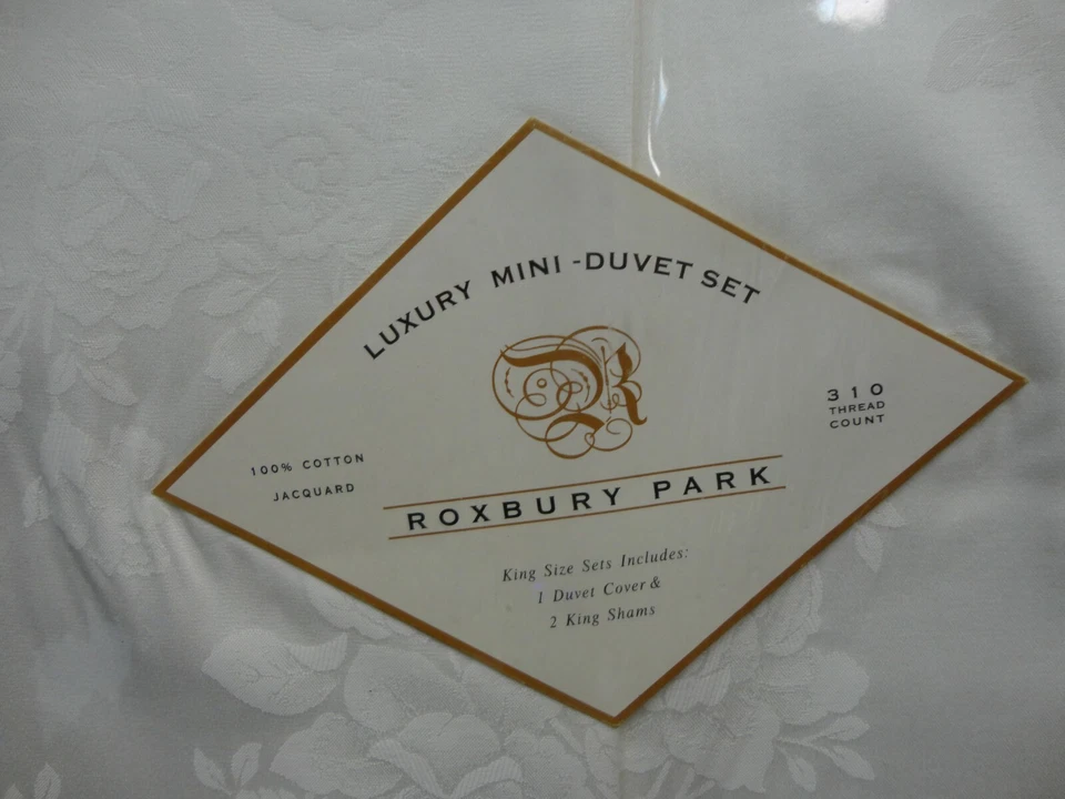 NEW Roxbury Park - King Duvet Cover Set - Bone Rose Print - Image 2 of 4