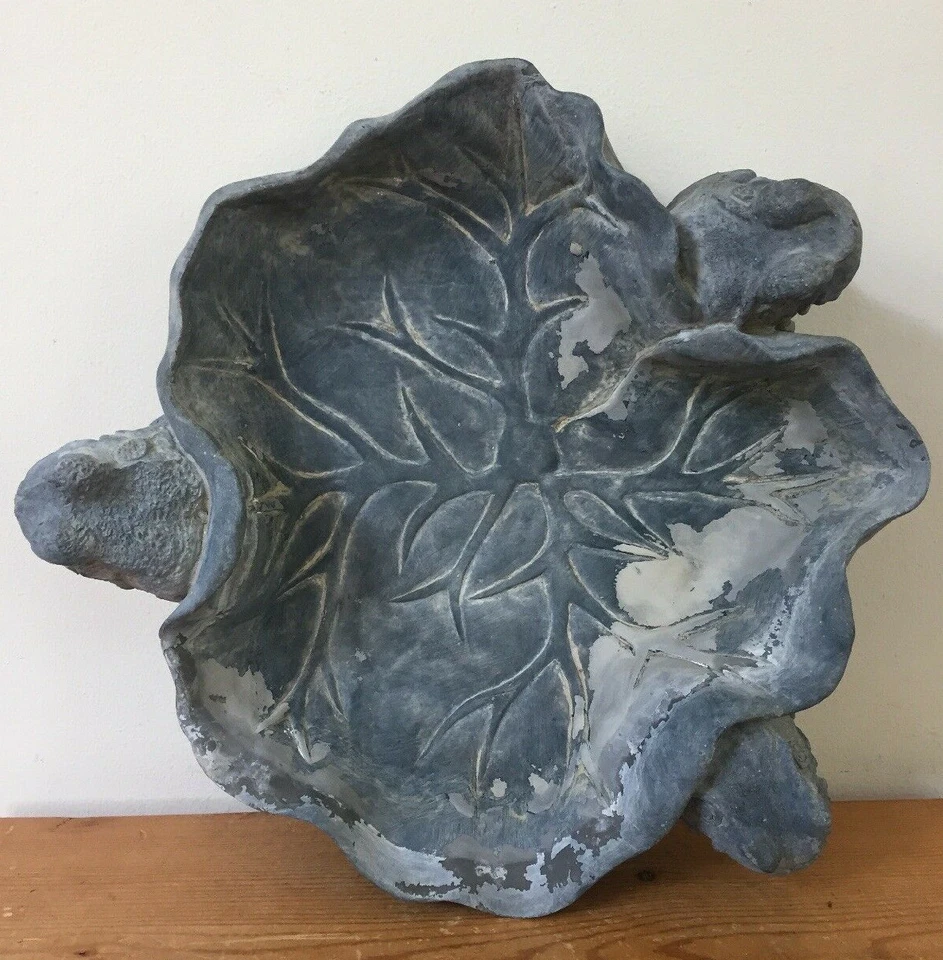 Frogs Birdbath Pond Lily Pad Leaf Garden Decor Plant Holder Fiberglass Resin - Image 3 of 4