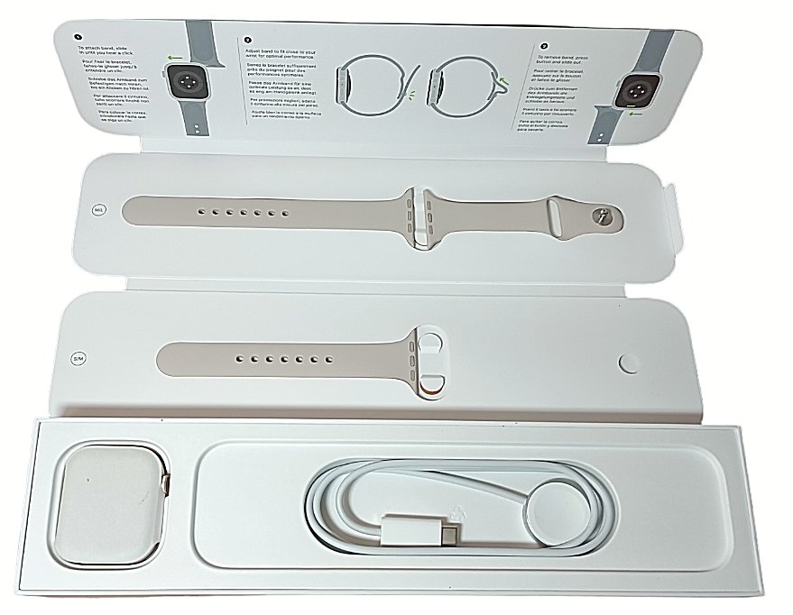 Apple watch A2478 Series 7 45mm Aluminum Case and Sport band Apple watch A2478 Series 7 45mm Aluminum Case and Sport band