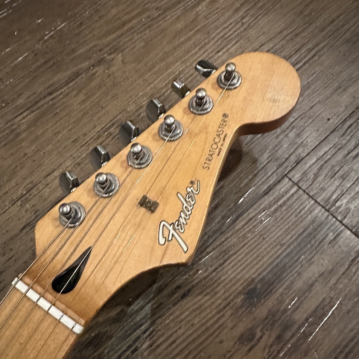 Fender Japan Stratocaster ST-43 OW 美品 s-l400.jpg