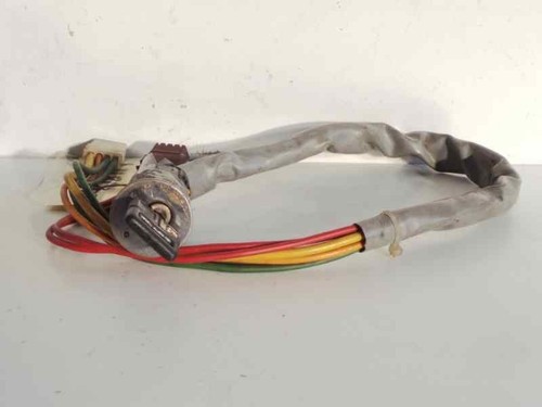 COMMUTATEUR D´ALLUMAGE / 2.ENCHUFES / 408117 POUR PEUGEOT 309 *