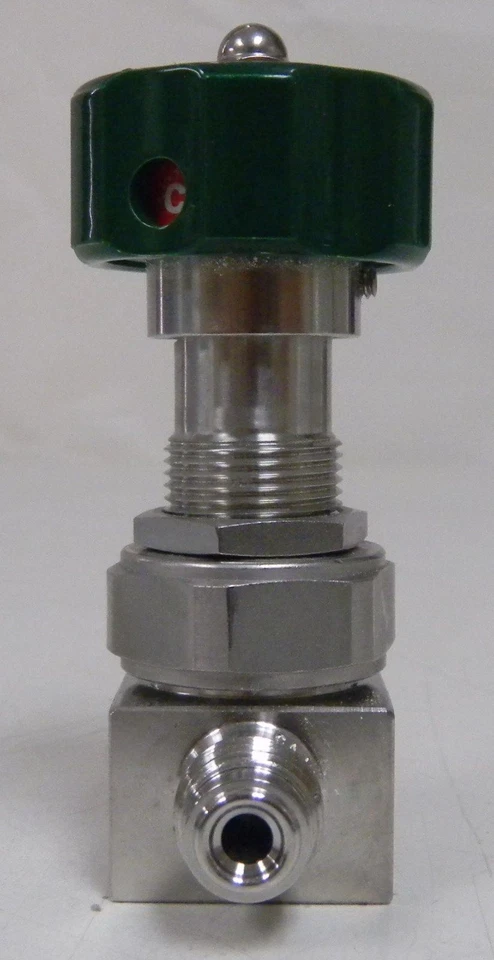Nupro 6LV-DAVR4-P-GR 1/4 Turn Valve, 1/4" MVCR/MVCR, Used - Image 3 of 4