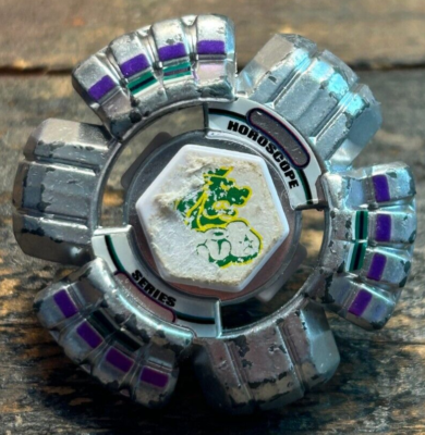 Leone 145D - PHW - Pre-Hybrid BB-04 Beyblade Metal Fight Takara