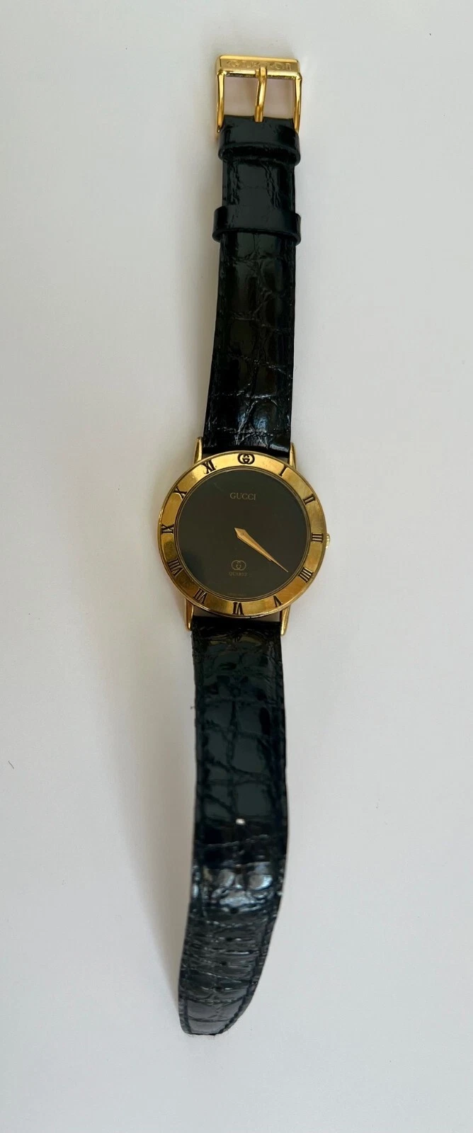 Montre Bracelet Femme Vintage GUCCI Modèle Série 3000M 17mm Cadran Noir Bracelet Original