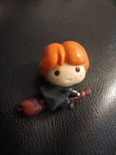 Harry Potter Pencil Toppers - Ron on Broom - New