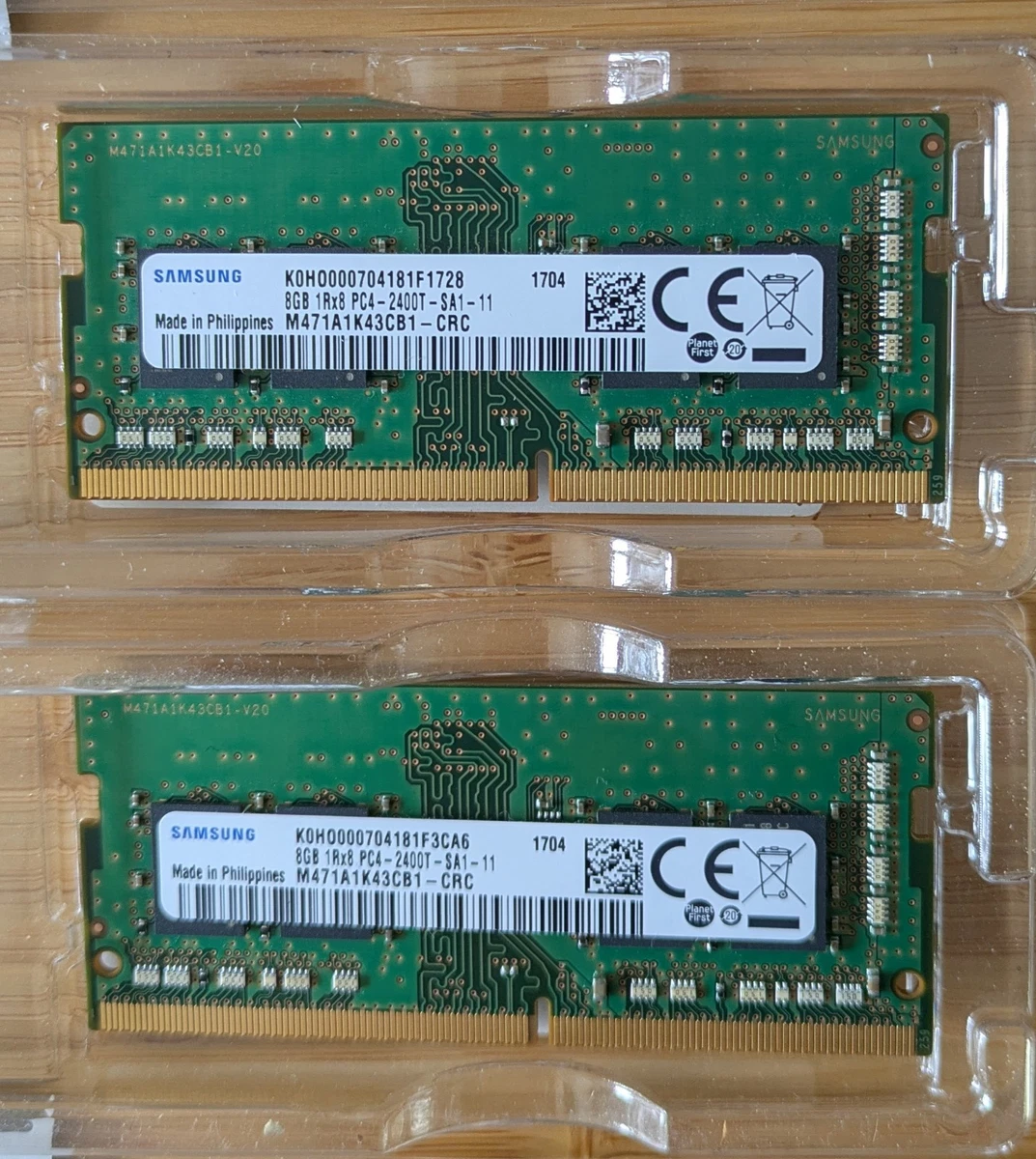 Samsung PC4-19200 (DDR4-2400) Bus Speed Computer RAM 16 GB Total