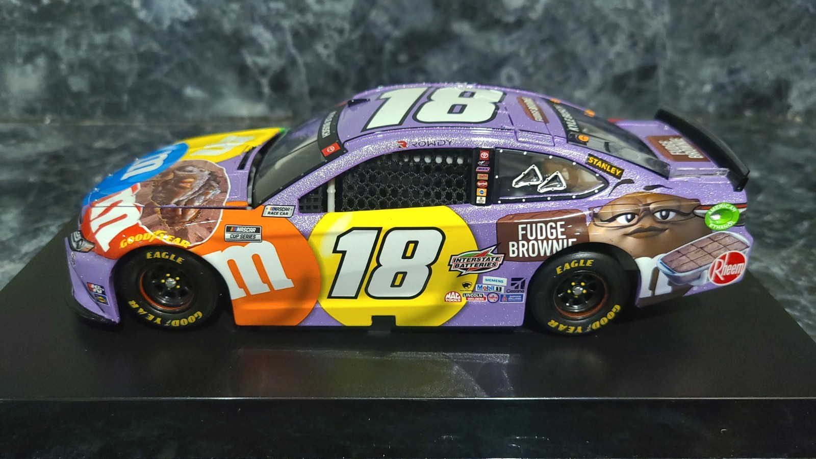 2021 Kyle Busch #18 M&M’s Fudge Brownie Toyota Camry 1 of 552 DIN#261 (Read)
