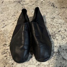 Theatricals 7850 Children  s Black Leather Slip-On Jazz Dance Shoes, size 9.5