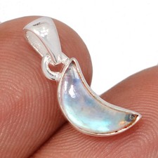 Moon - Natural Rainbow Moonstone - India 925 Silver Pendants Jewelry CP75801