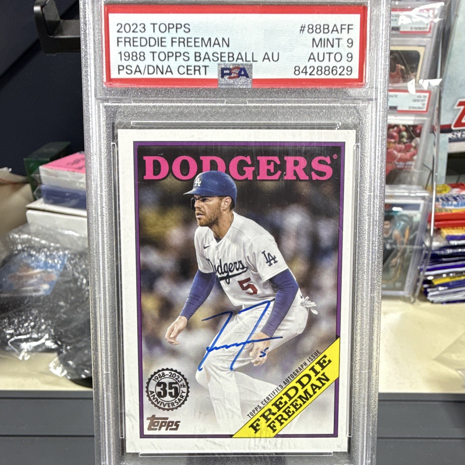 2023 Topps Series 2 Freddie Freeman 88BA-FF Auto PSA/DNA 84288629 view 1