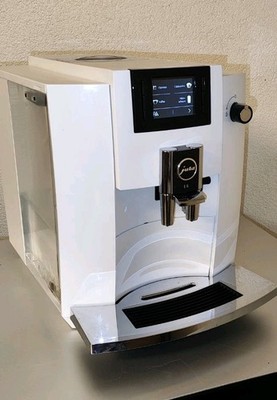 Jura Kaffeevollautomat E6 Piano Weiss Kaffeevollautomat 