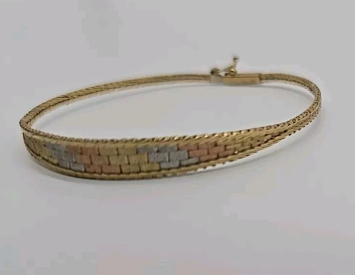 Vintage 14K Italian Tri-Color Solid Gold Bracelet Basket Weave Mesh 7 Inch 5.6g - Image 4 of 4