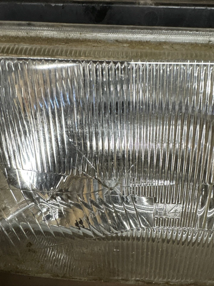 Farol dianteiro direito original Opel Kadett E 90181005 (b12 - Imagem 2 de 4