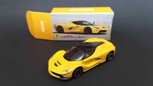 laferrari tomica