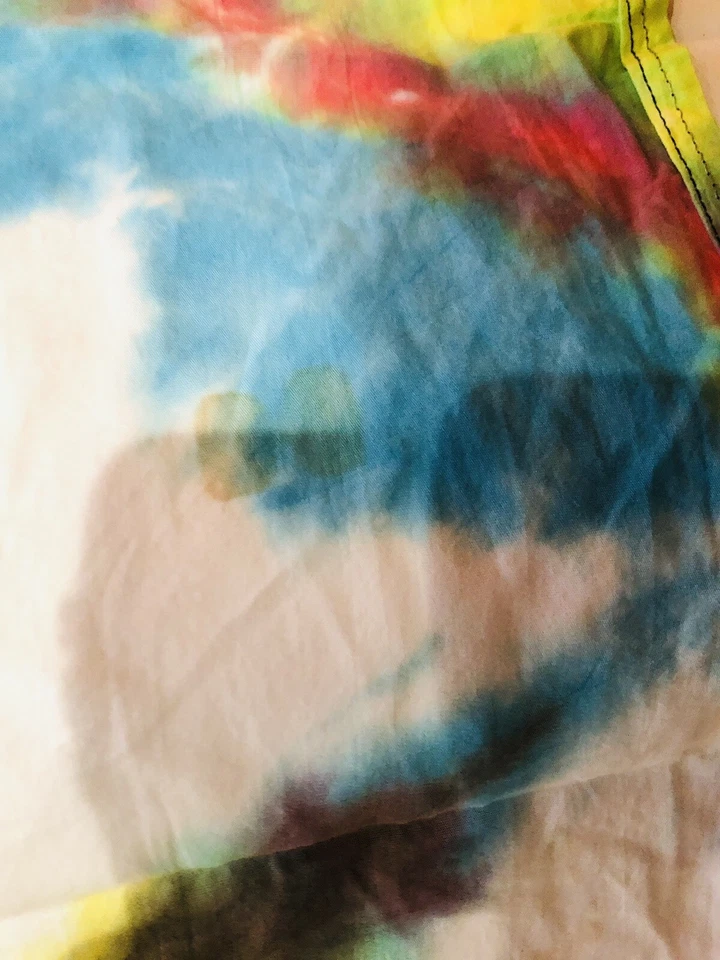 Tapiz para colgar en pared arte tie dye casero 58"X 46” 100 % algodón usado mancha menor Foto 4 de 4