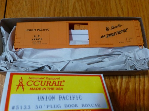 Accurail HO #5133 Union Pacific (50' Plug Door Boxcar) Kit Formulario | Zustand: New