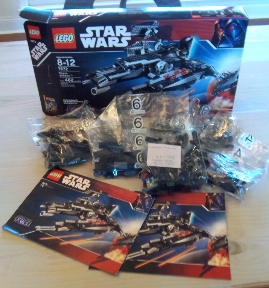 Star Wars Lego 7672 Rogue Shadow - Complete w/ Box and Manuals partially opened - Image 4 of 4