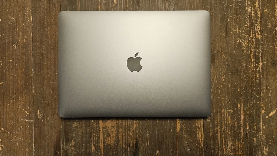 Apple MacBook Air 13" · i3 10th gen 3.2 GHz · 8GB · 256GB, foto 1 de 5