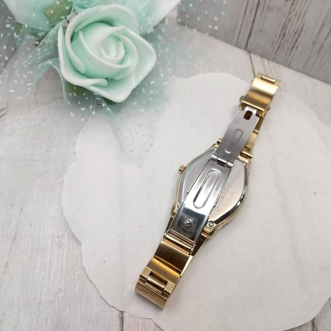 Working Wicca Citizen Shell Dial Oval Wristwatch … - image 11