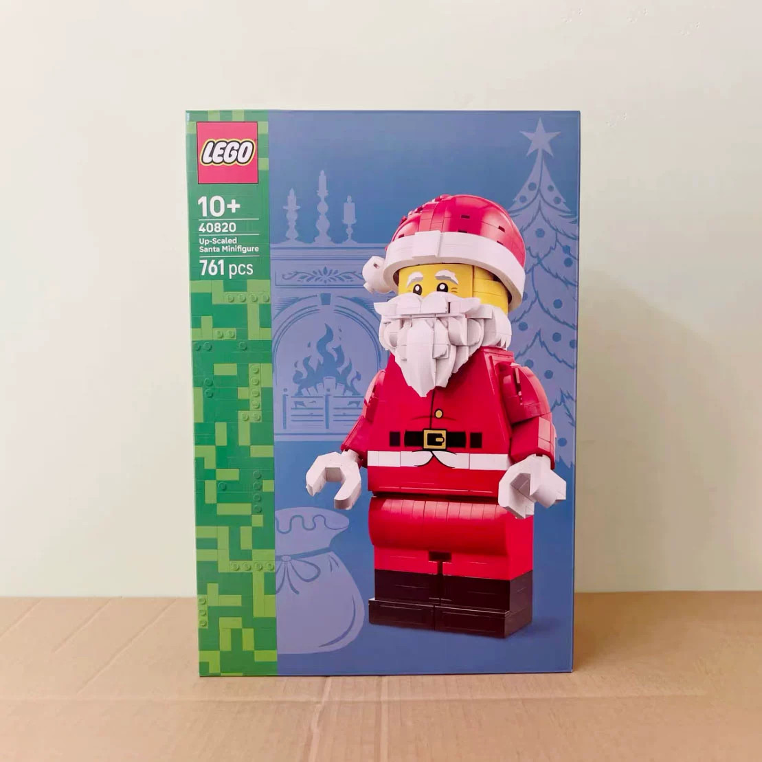DIY LEGO 40820 Up-Scaled Santa Minifigure scene Diorama KITS