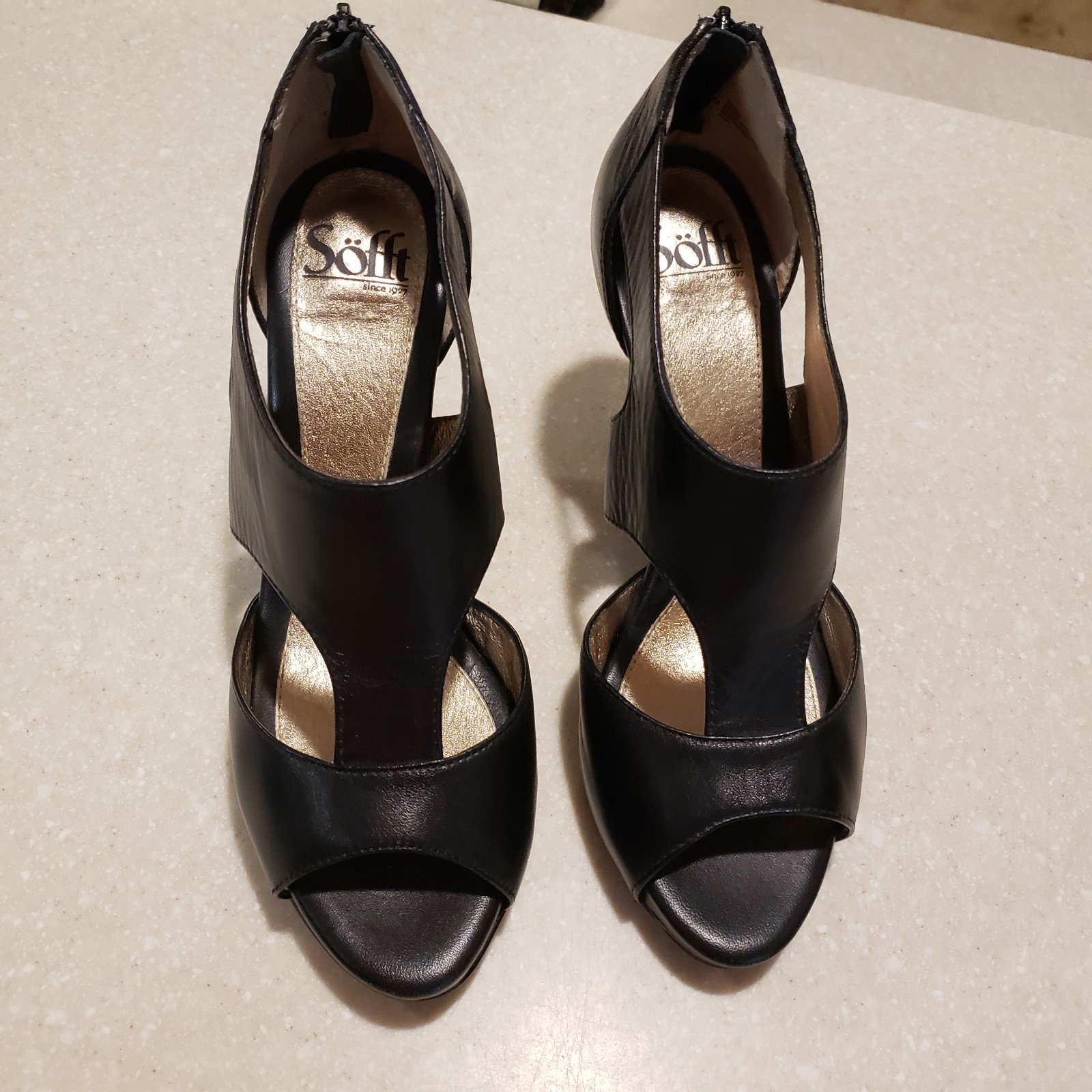 SAOLA SOFFT Peep Toe Nero Scamosciato Tacchi 8M Suola Antiscivolo