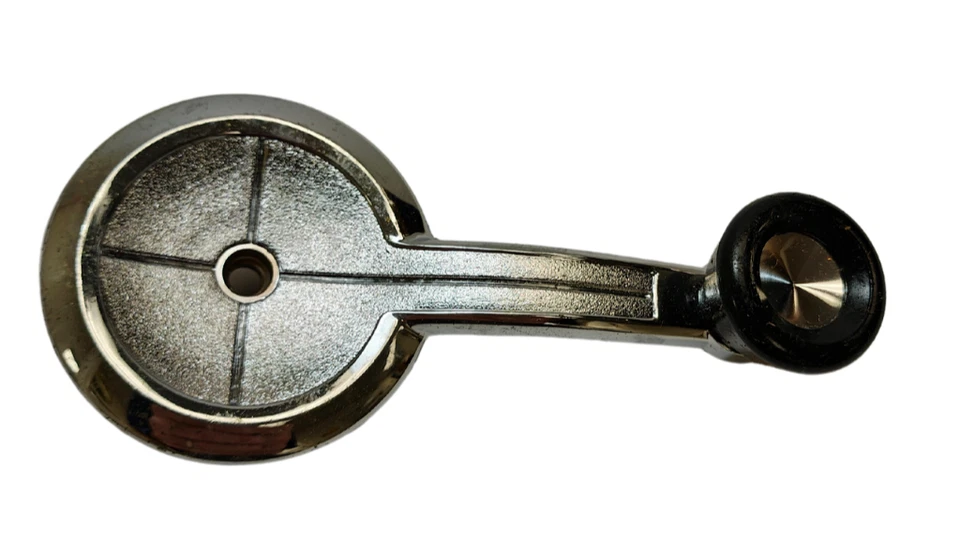 Manivela de ventana de puerta delantera cromada Dodge Plymouth Chrysler 69-74 2999644 Nuevo de Lote Antiguo Foto 2 de 4