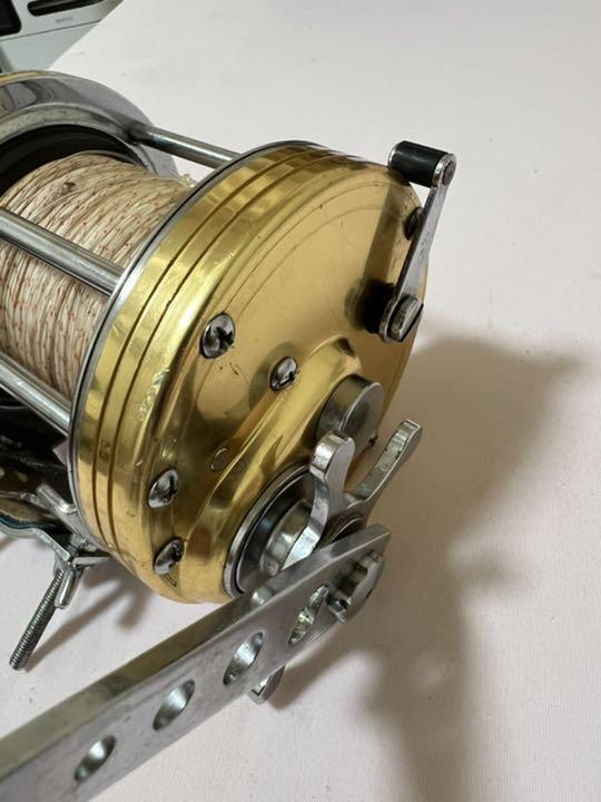 ダイワ　シーライン400　SeaLine 400 ゴールド DAIWA SEALINE 400 / Sea Water/ fishing /Reel /some scratches