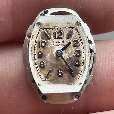 VTG Elgin Watch Co. De Luxe Watch Face With 17 Jewel Movement