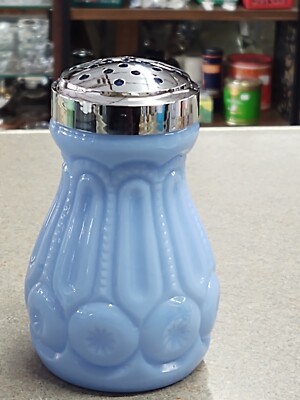 Delphite Moon & Stars Weishar Glass Sugar Cheese Shaker Muffineer  Plastic Lid