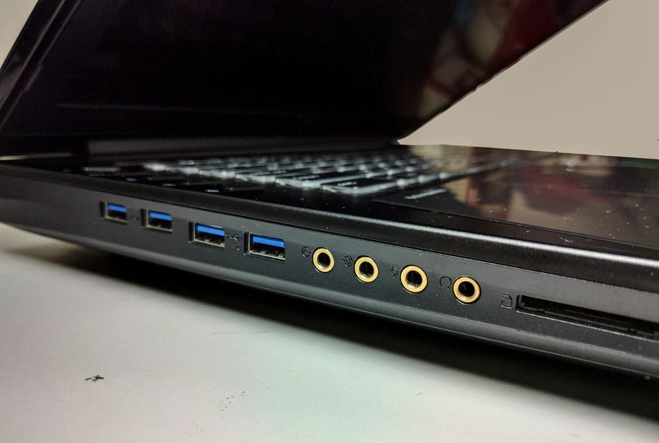 Gaming 17.3" MSI GT72VR i7-QUAD 4TB SSD ( NVMe + SSD) 48GB GeForce GTX 970M 3GB - Image 4 of 4