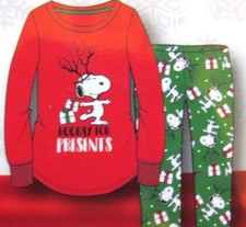 Snoopy Christmas Fleece Sleep Set, Pants/Top 'Hooray for Presents' Womens Medium