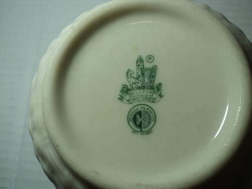 Balleek 4piece s Milk Pitcher, Creamer & Sugar, saucer 6th Mark Basket Weave - Picture 5 of 9