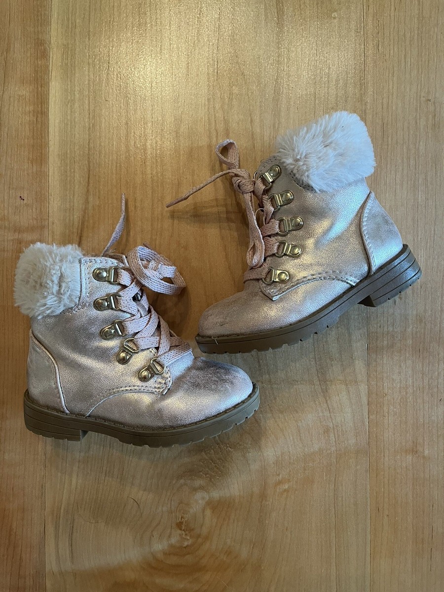 toddler girl Pink combat boots with fur size sugar brand