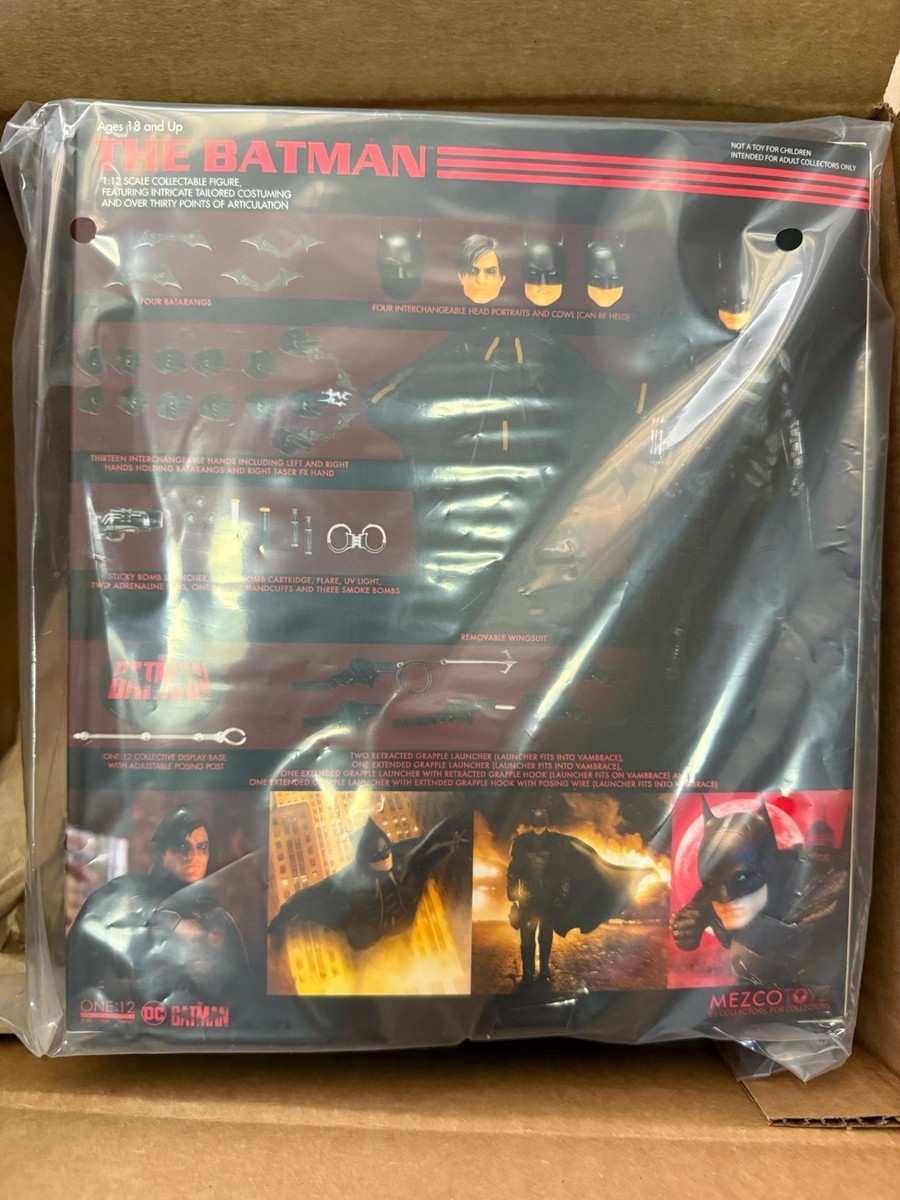 Mezco One:12 Collective The Batman Action Figure 1:12 DC Comics