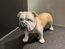 Porzellanfigur Englische Bulldogge Hundefigur Skulptur Vintage Retro