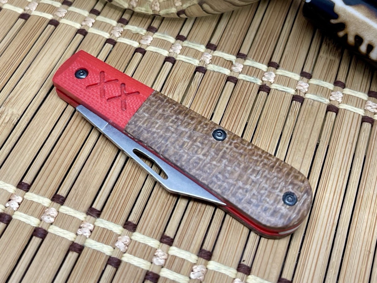 Case XX USA Natural Burlap & Red G-10 Crossroads XR S35VN 39980