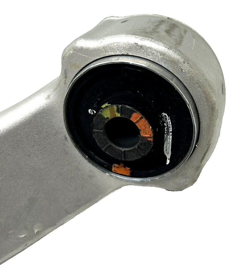 Brazo de control inferior delantero genuino Ford Explorer 2020-2024 LB5Z-3083-A 3,0 L 2,3 L Foto 3 de 4