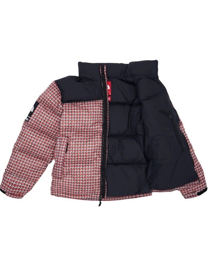 Supreme x The North Face 2021 “Studded”Nuptse Jacket Size XL Supreme x The North Face 2021 “Studded”Nuptse Jacket Size XL