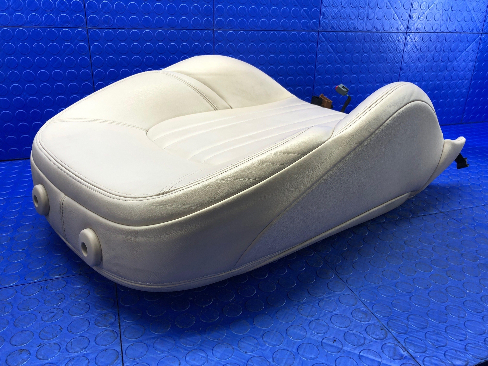 2017-2022 MASERATI LEVANTE FRONT LEFT UPPER SEAT CUSHION BACKREST BEIGE LEATHER