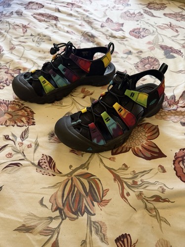 Keen Sandals Women’s Size 10