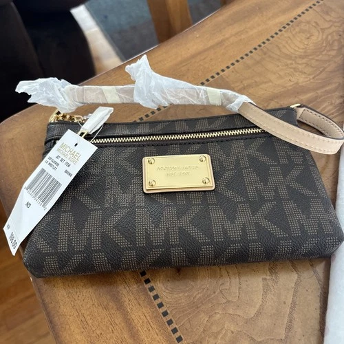 Michael Kors Clutch & Wristlet-Brown