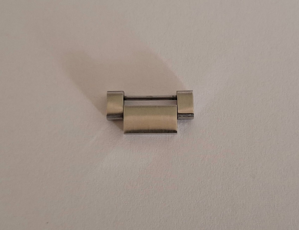 18MM BAND Half-LINK FOR OMEGA Aqua Terra STZ006975 STZ006003 AQUA