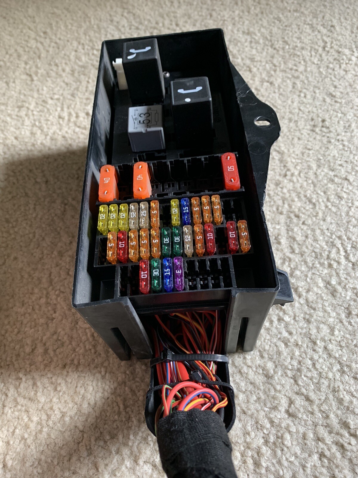 BENTLEY CONTINENTAL GT V8 4.0 FUSE BOX 3W7937619