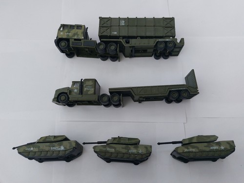 Soma 1998 Mighty Wheels Toy Military Tanks x3 With Tank Transporter and Launcher - Picture 7 of 8