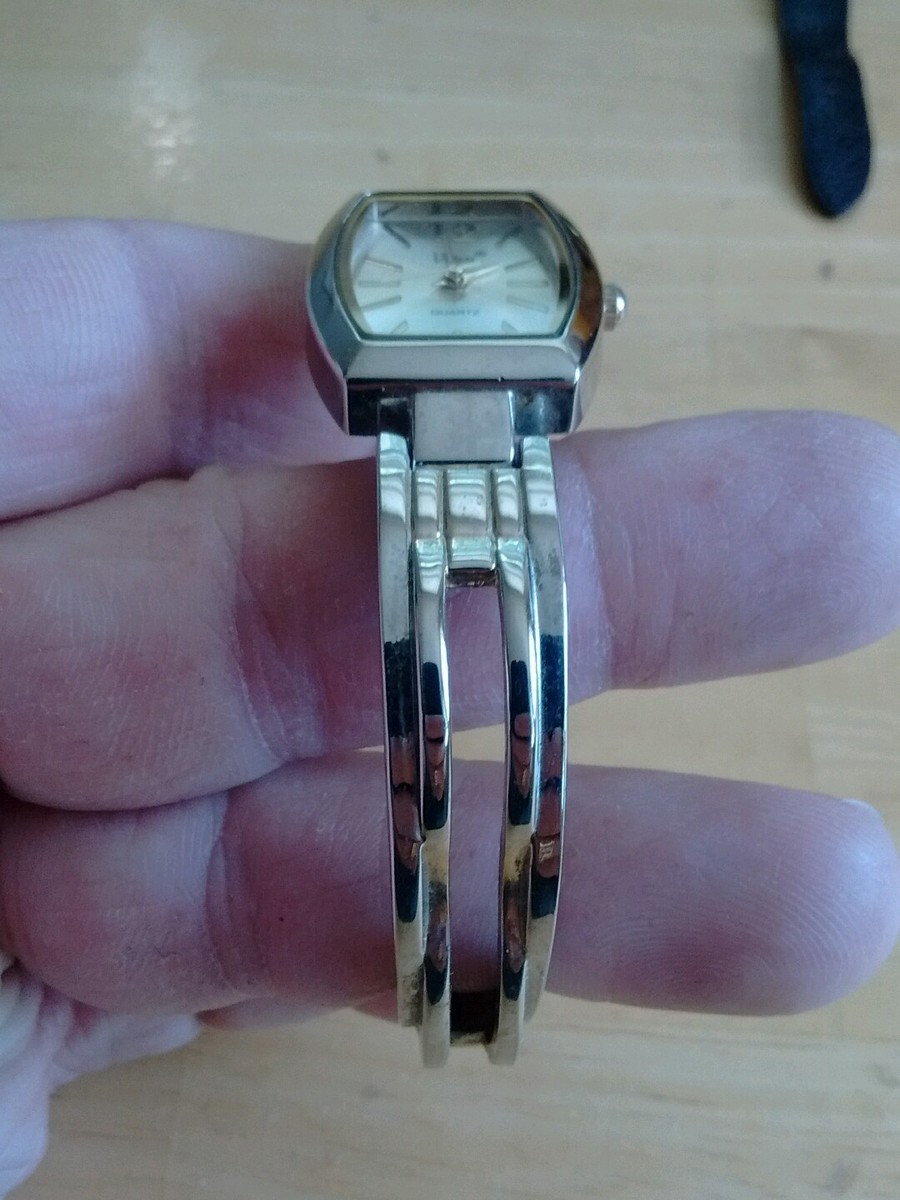 Montre Femme Vintage Vivani - Cadran Argent, Bracelet Extensible, Pile Neuve, Fonctionne